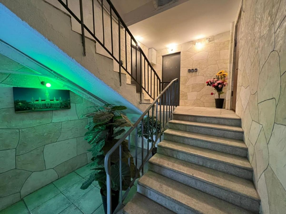 Central Park Apartments In Τυφλίδα Εξωτερικό φωτογραφία